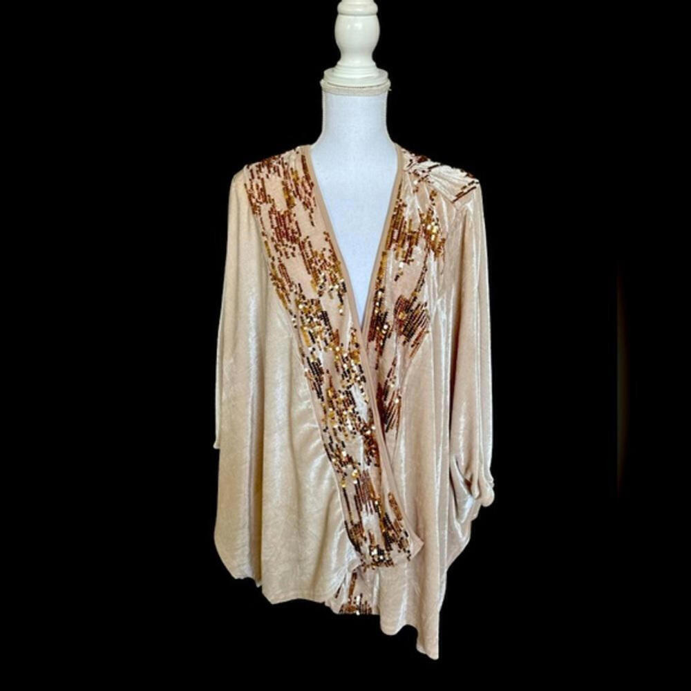 Marc New York womens cardigan. One size fits all. Cream color. New with tags